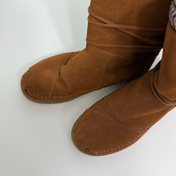 Toms Nepal Suede Boots Faux Fur Lined Moccasin Shoes Women’s Sz 7 Brown Tan - Picture 5 of 9